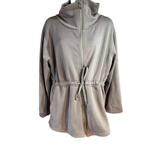 ELIE TAHARI Raglan Sleeve Tie Belt Jacket in brown medium soft outdoors fall